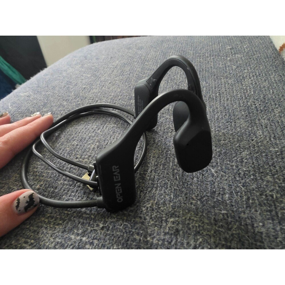 Open Ear bone conduction headphones